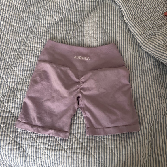 Aurola Workout Shorts - Picture 1 of 2